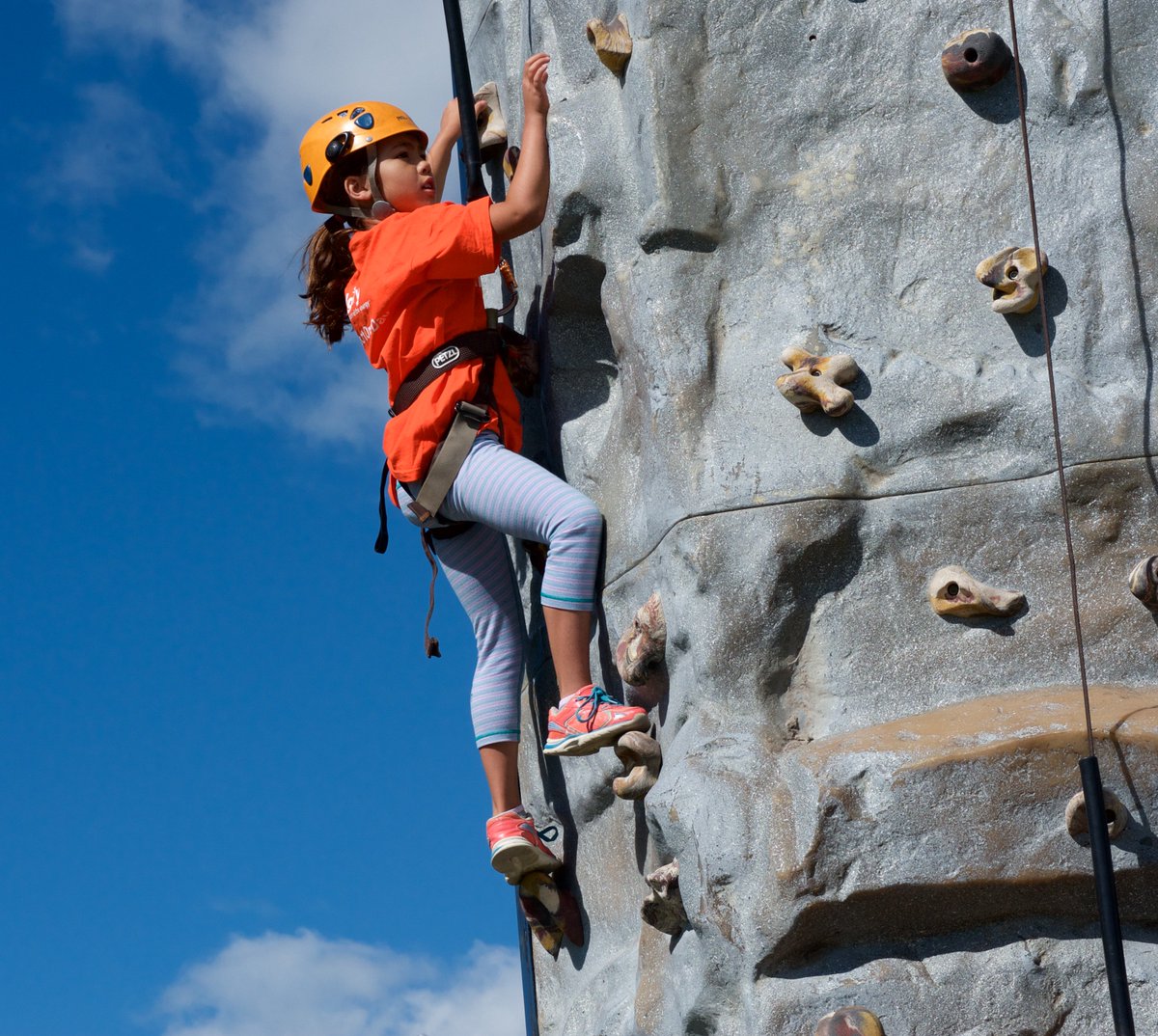 SportCalgary's tweet photo. All Sport One Day is returning for its 10th year! A FREE day of sport discovery for kids.

Registration: May 22 at https://t.co/4OiVO8skHx
Event: June 16 at various facilities across #yyc

#AllSportOneDay https://t.co/5wAxBzp3Vt