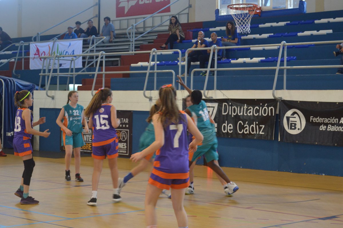 #CADEBAIF2018 ⛹️‍♀️                                   
📸  GALERÍA FOTOGRÁFICA                            
🏀 <a href="/CDAddipacor/">CD Addipacor</a> - <a href="/CanteraUnicajaC/">Cantera UnicajaCB</a> 
🏀 <a href="/cbalmeria/">CB Almería</a> - <a href="/GMASB/">sasha bogatova</a>                   
andaluzabaloncesto.org/galeria-2-732/…
<a href="/FAB_Cordoba/">FAB Córdoba</a> <a href="/FAB_Malaga/">FAB Málaga</a>
<a href="/AlmeriaFAB/">FAB Almería</a> <a href="/FABGranada/">FAB Granada</a>