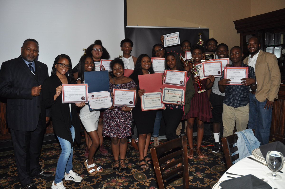 michaelricep's tweet image. Great pix from last year&apos;s closing ceremony for the Philadelphia Youth @PYLC2016 Leadership Council.  100 percent of our senior go to college.  #phillyyoutharemagnificent   #PYLC