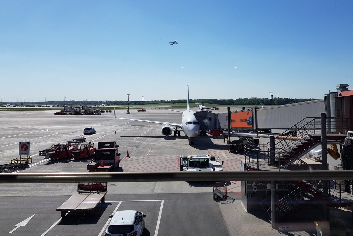 jonhammondtweet's tweet photo. Excellent day in Germany helping to design a truly effective conference with a great and hugely enthusiastic client. Time for home now #reachingtheirpotential https://t.co/HVEzXQaDtw