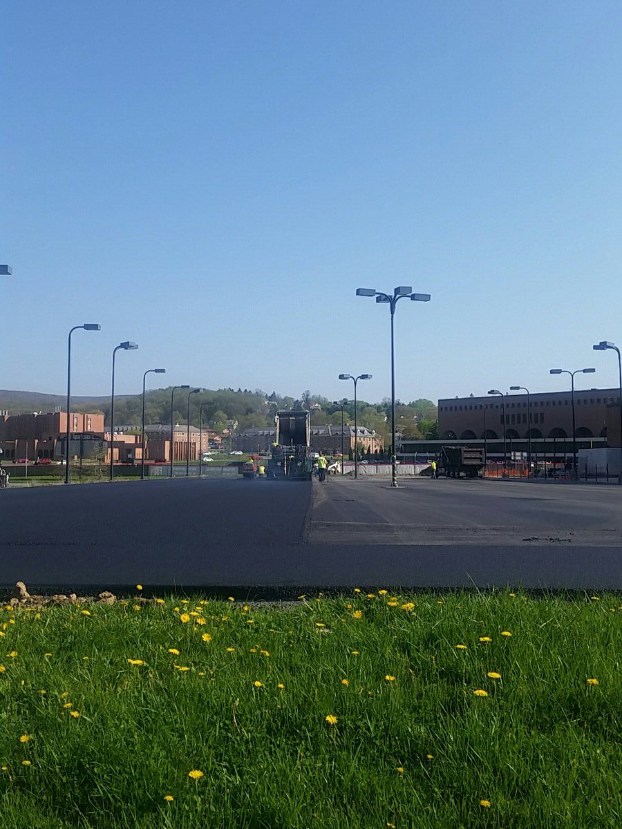 FrostburgTennis's tweet photo. New court update: Paving the way for future Bobcats. Our surface has never looked so good! #freshpavement #dandelions #brandnew #tennis #CBT https://t.co/xUiF9MACLR