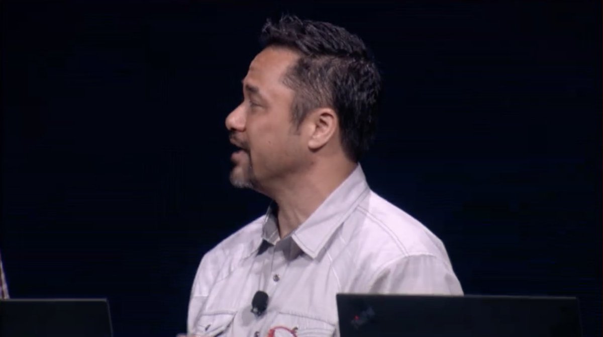 yanaga's tweet photo. Hybrid Cloud (on-stage, @Azure and @awscloud) with load-balancing between them and live problem fixing with #Insights @RedHatSummit? ✅ Checked! https://t.co/PB7YJpxCPM