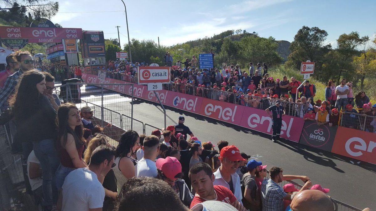 EuropeGroup_srl's tweet photo. In giro per il giro!
GeekyDriver al 101 Giro d’Italia https://t.co/kk25KIs6We