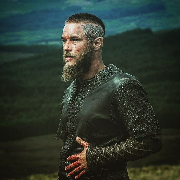 Bloody Ragnar Lothbrok(Travis Fimmel, Vikings). #travisfimmel. 