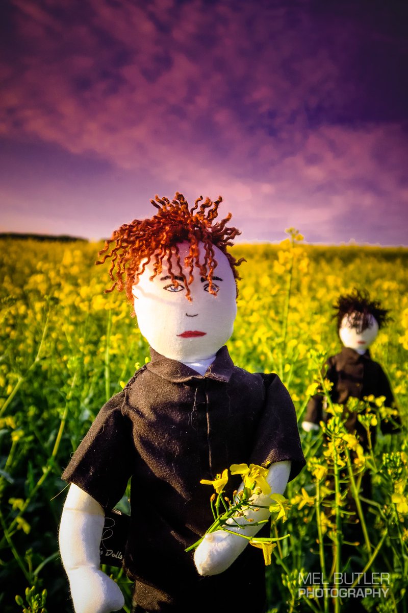 melbutlerphoto's tweet photo. Some Candy Talking. Jim & William Reid dolls handcrafted by @alisonsdolls1 #thejesusandmarychain #somecandytalking #jamc #alisonsdolls #alternativemusic #scottishpostpunk https://t.co/pG4XcnfoKk