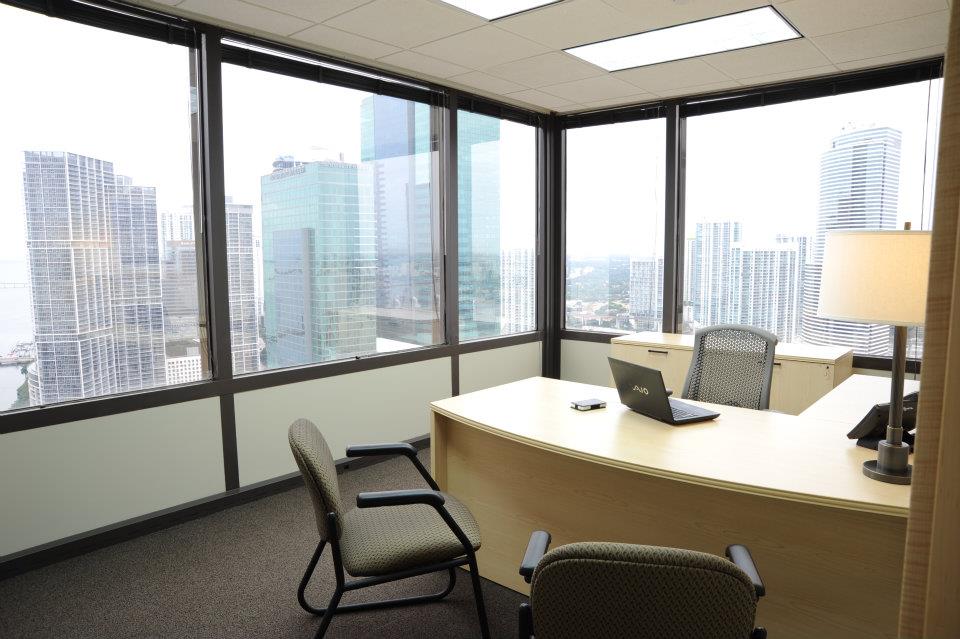 Intellmiami's tweet photo. Downtown Miami Office Space Lease 
Starting at Only $1,000 per/month

2 Offices Available for Lease 
Office size ranges from 116 to 180 square feet and come fully furnished.

For more information, please call 305-777-1300 ask for Celia https://t.co/tRCx3AiYPY
