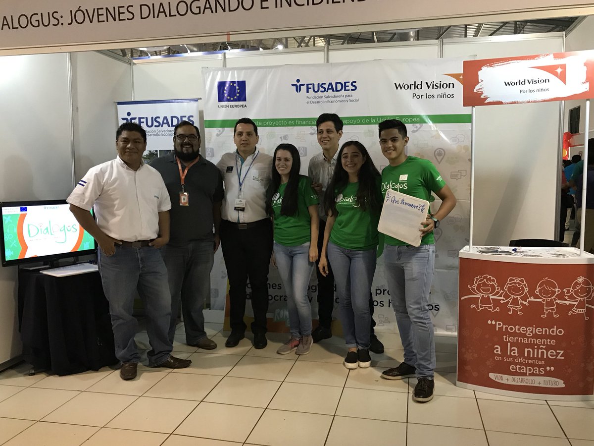WorldVisionSV's tweet image. #Dialogus #RompamosElHielo en la Feria 2018 Europa Coopera #MesDeEuropaSV @fusades @UEenElSalvador