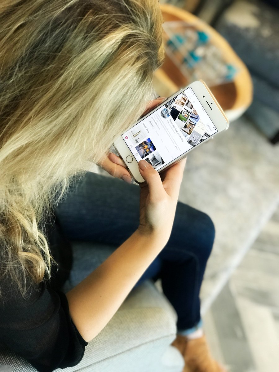 renohomebuilder's tweet photo. Have a #Pinterest?! Follow us for daily pins and home inspiration! Take a look inside our #Jenuane models, see many fun DIY projects, and much more! ๐ก๐ค https://t.co/yaMo3rv8Xk
#JenuaneCommunities #YourLocalBuilder #HomeDesign #YourDreamHome #DesignInspo https://t.co/5zkvWQYSET