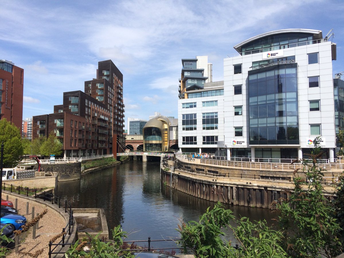 industrialoid's tweet photo. 2 images of the same view 80 yrs apart show why Industrial History matters. We’ve preserved &amp; conserved the crane too!#Leeds #LeedsBuilt https://t.co/6XqAGvdUTL
