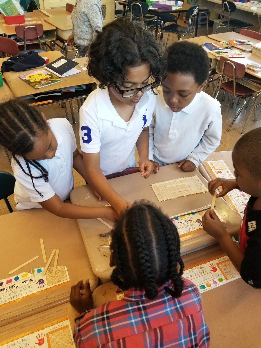27q045's tweet photo. PS 45Q Bridge Design Challenge. #STEM #TeacherAppreciationDay https://t.co/IfM9ZvnvZL