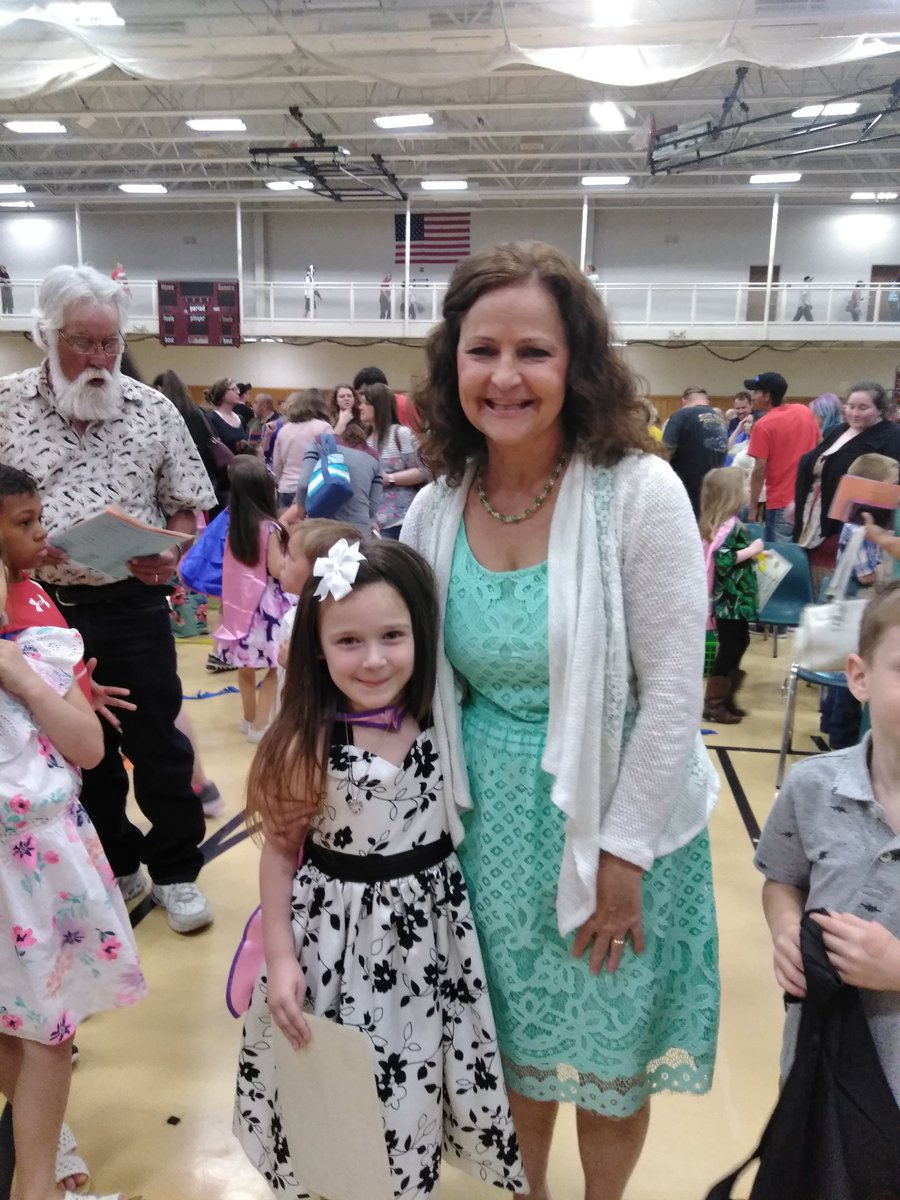 AdamsFam624's tweet photo. Thank you @GinaMartin65  for being a great teacher! #WeAreD32 #piratepride https://t.co/qK5ZplFQsU
