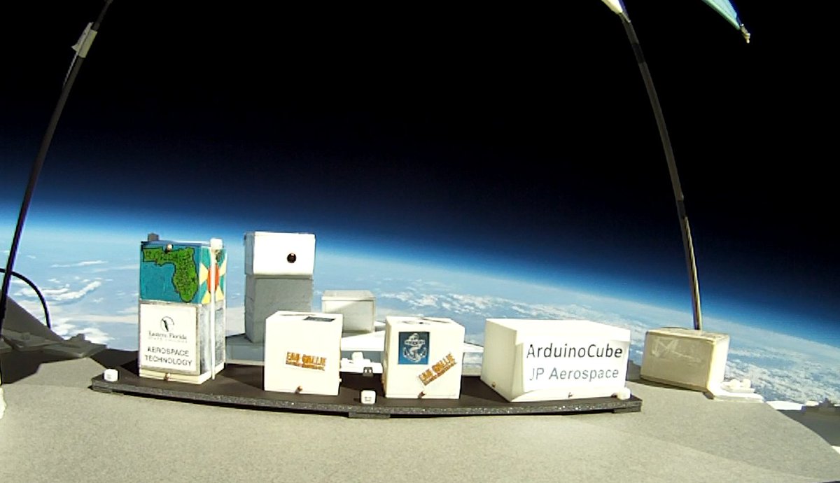JohnMPowell1's tweet photo. MiniCube payloads flying on the Away 120 mission.
#jpaerospace #minicubes #STEM  #tech https://t.co/ibhLaG8Xvi