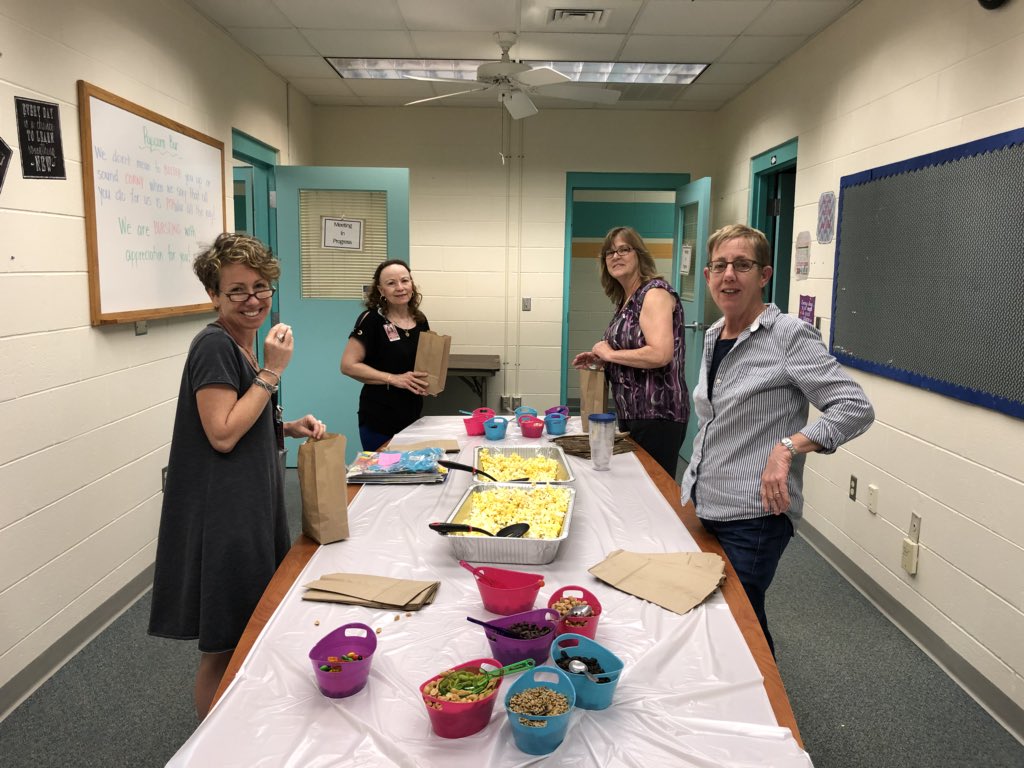 Teacher Appreciation Week - Day 2 Popcorn Bar! 🍿