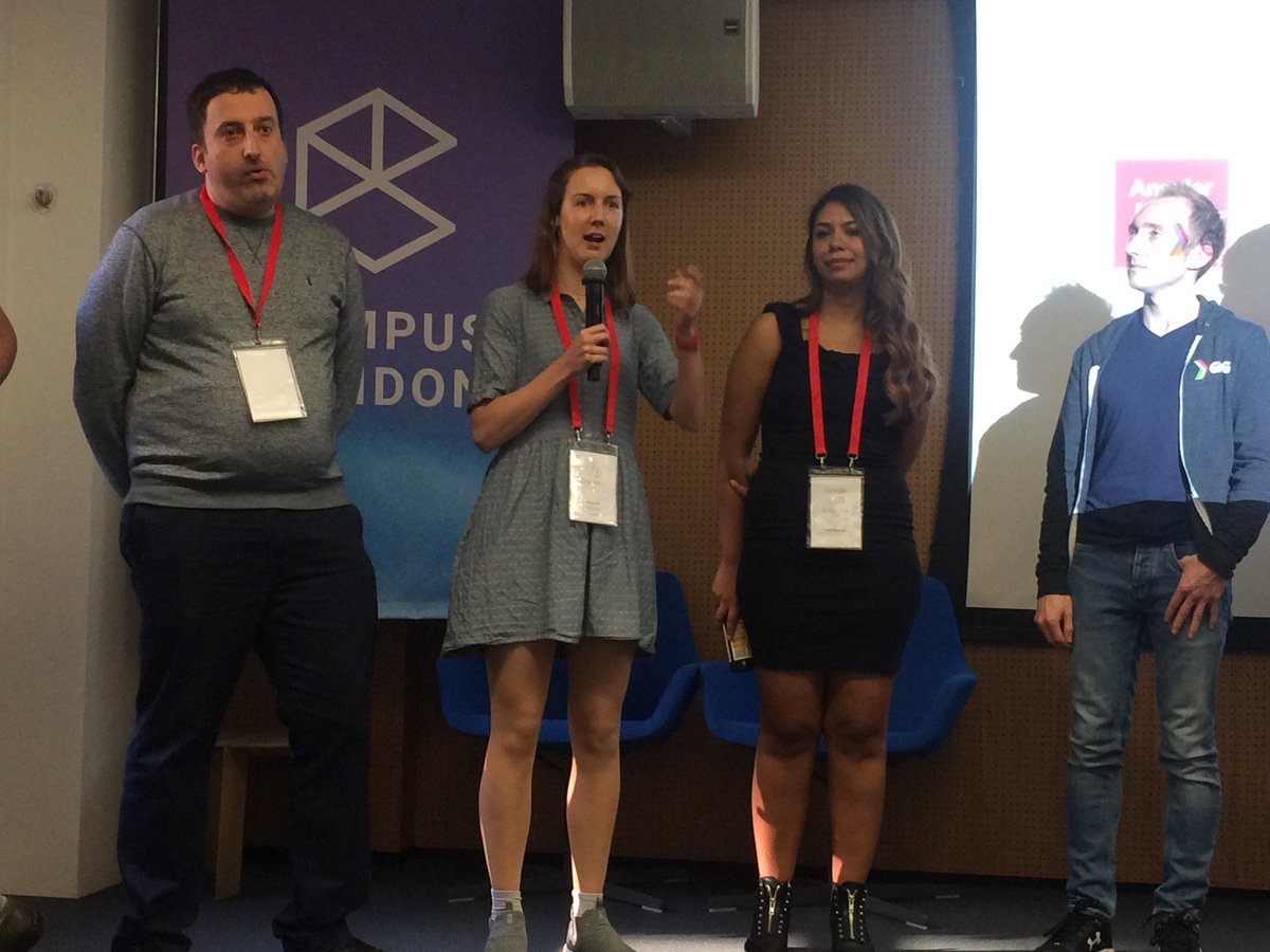 Excellent introduction to <a href="/codebar/">codebar</a> and the codebar #Android workshops by <a href="/de_velopment/">danielle vass</a> #io18