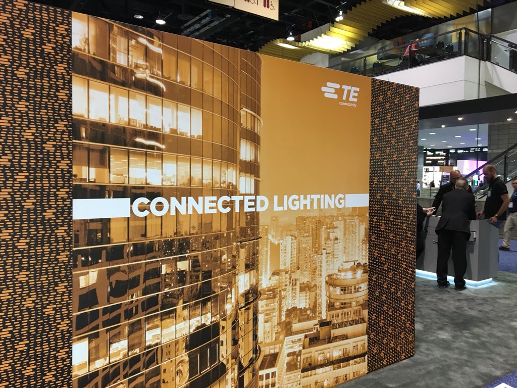 SchmidtmeyerS's tweet photo. Day 1 #lightfair2018 Come and see #LUMAWISE product solutions for #indoorlighting #streetlighting @TEConnectivity #everyconnectioncounts #FutureIsElectric #LifeatTE https://t.co/ti1TXI4PXW