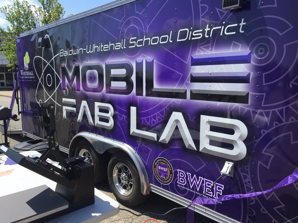 BWEF_Cares's tweet image. Fantastic ribbon cutting ceremony for the #mobilefablab. Great day, great event! Very proud to support this effort!