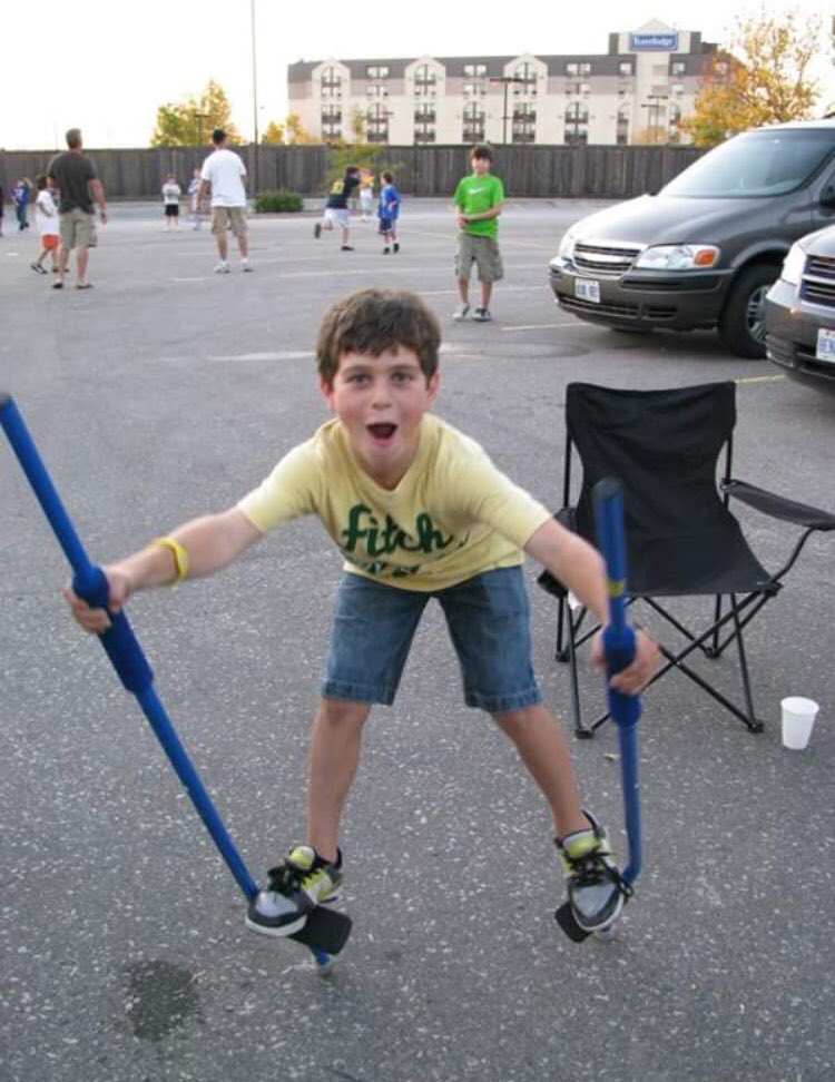 3v3Sluggers's tweet photo. here we have the toppazzini cousins, alex and ryan. alex will try any trick in the book to gain a few inches on and off the ice. with the 12b dream in action for next year, it’s not looking too bright for ryan. we wish him the best of luck though. https://t.co/HCEfqH336S
