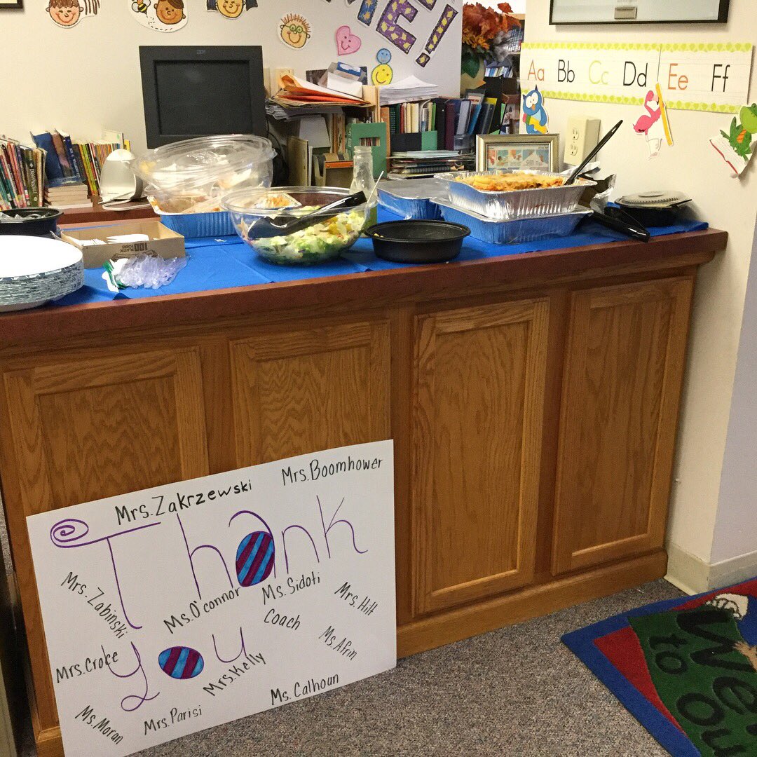 KateriPrincipal's tweet photo. Thank you PTO for sponsoring lunch for us during Teacher Appreciation Week.  @RCDASchools @blueribbonfamilyrestaurantandbakery https://t.co/821lJxEPHV
