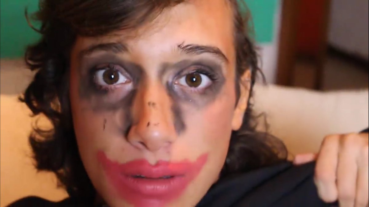 _ddelfinaa_'s tweet image. como fui al colegio// como salí del colegio (con la lluvia)