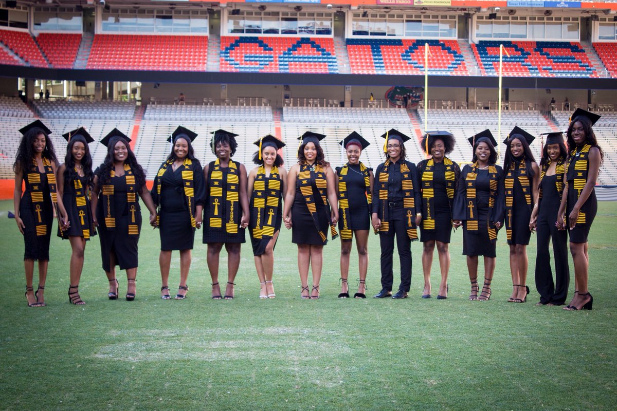 UF_SISTUHS's tweet photo. The UF Chapter of SISTUHS, Inc. would like to congratulate our Spring 2018 graduates on their accomplishment! Know that wherever you go, our love is there with you🎓
#UFSISTUHS #SISTUHSWithDegrees #blackgirlmagic
#SISTUHSWeWillBe #ufgrad #uf18 https://t.co/jsb3Nv4YkZ