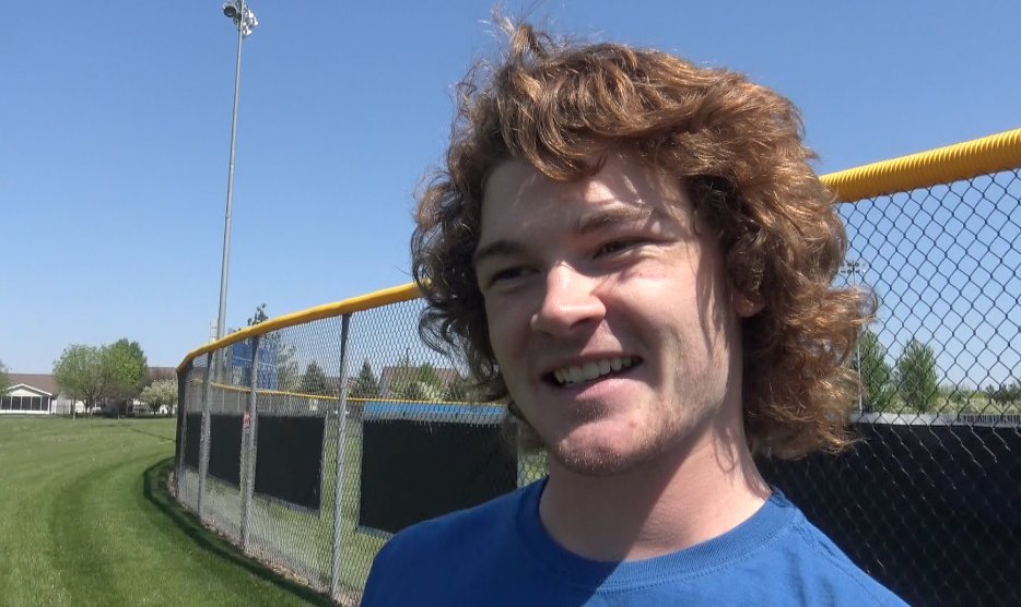 Channel1450com's tweet photo. What is Will Horve known for more? His gold GTR or his hair?
We attempt to find out in the Maroa-Forsyth pitcher's #TQT. He also talks haunted houses, broken hands, Fortnite mobile &amp; if he would've played football
https://t.co/FXGzMdJae7 https://t.co/sT4qA89vC8