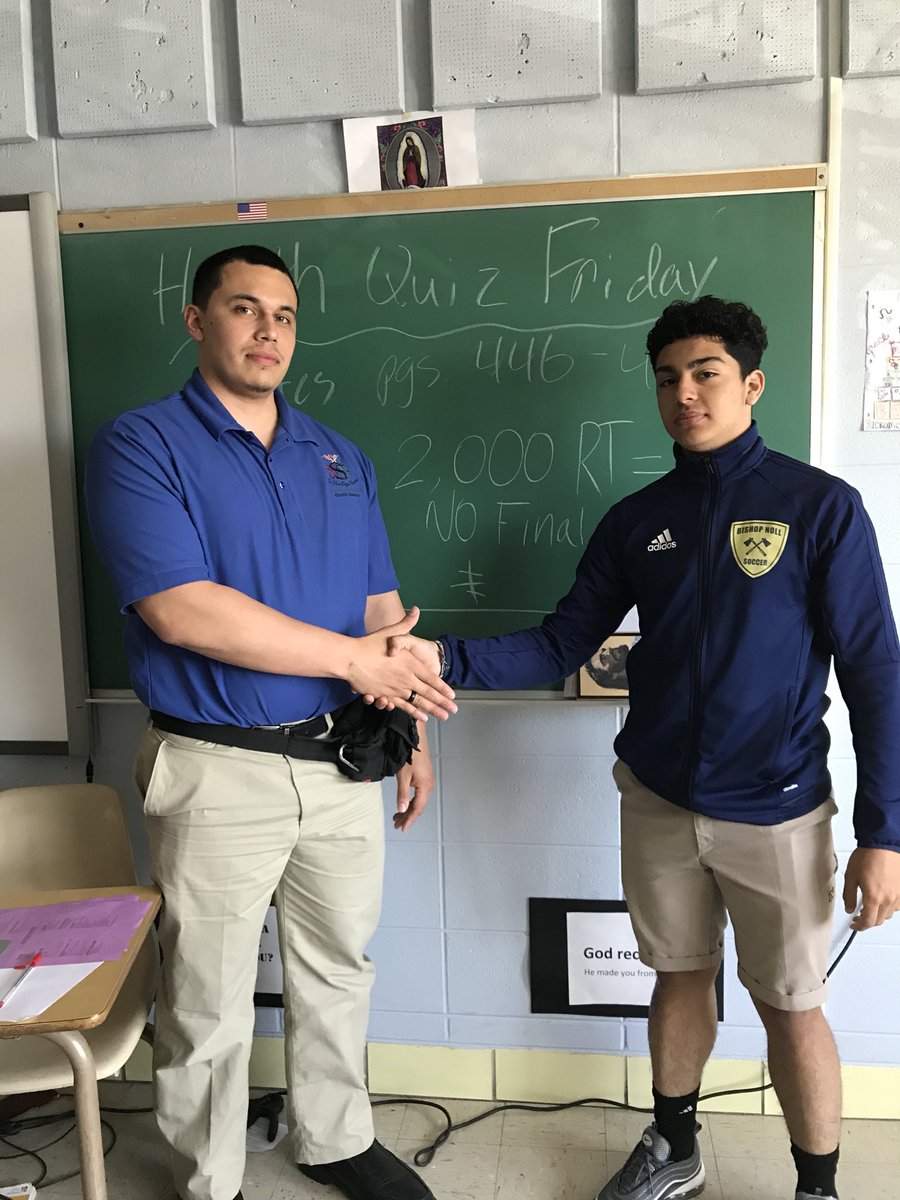 abby_gula's tweet photo. GET TO 2000 RETWEETS FOR NO FINAL https://t.co/KN2b4hTbqX
