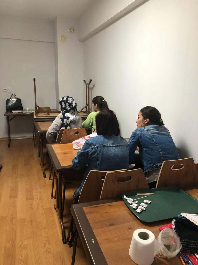 KonyaKYGM's tweet photo. #KYKAkademi
Fahrünnisa Hatun Yurt Müdürlüğünde Tefsir Atölyesi Ayşe Büyükağaçcı hocamızla gerçekleşti. https://t.co/2FHMTZyIVC