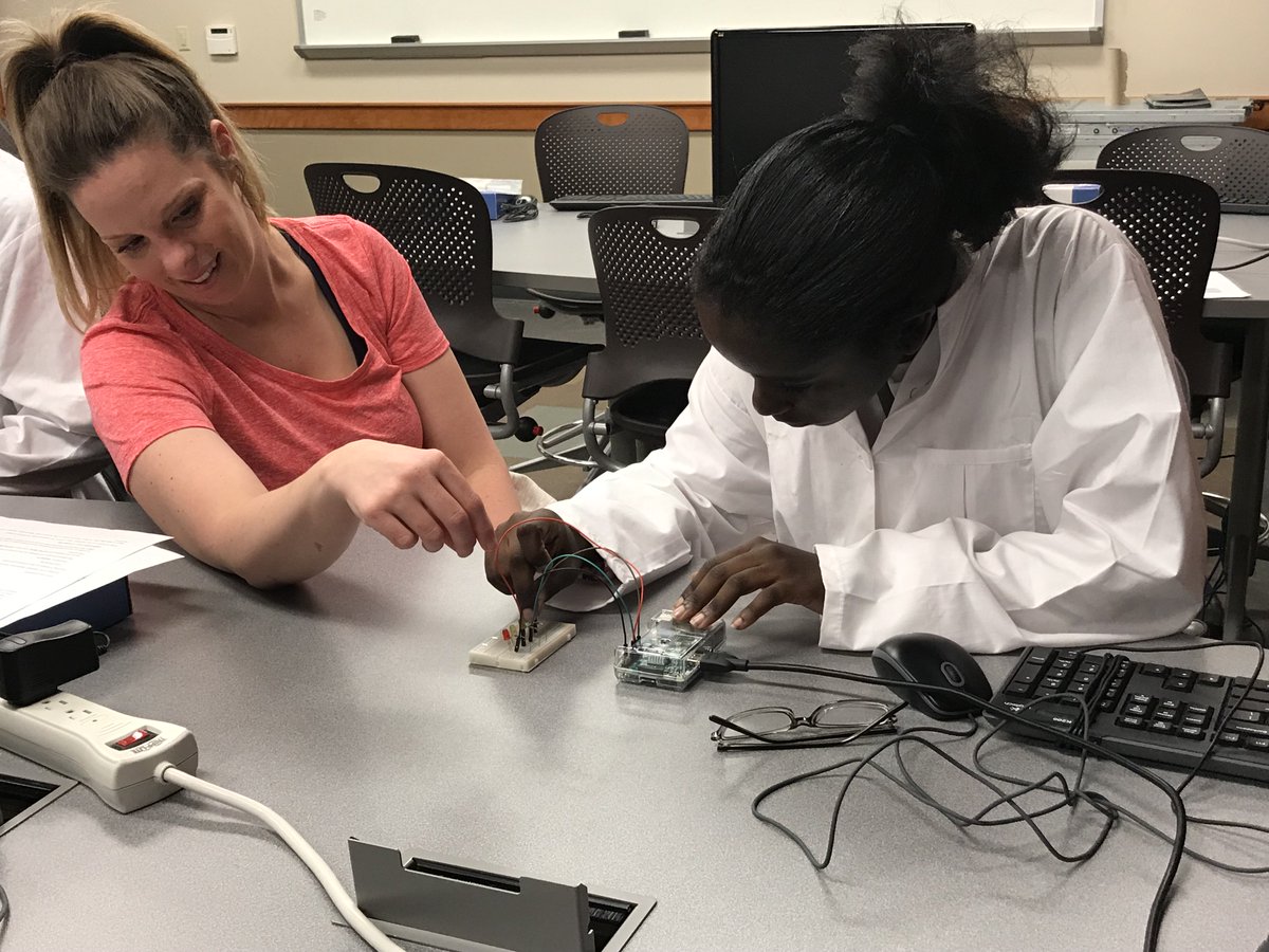 wwcsdistrict's tweet photo. Winton Woods students learning about raspberry pi coding and the engineering design process at greenlight for girls day on the campus of the University of Cincinnati.  #TeachingThatEngages #g4gDayCincinnati @Greenlightforgirls https://t.co/fzMNFBTBff