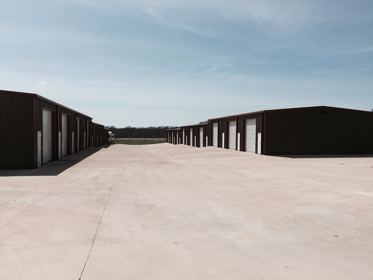 GentryPaven's tweet photo. Perfect for running your business or for shop space. Located 12 mins east of Rockwall on 276. Please contact me if you or someone you know is interested. https://t.co/CS7k1YPIpG