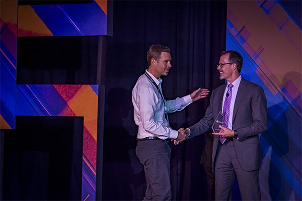 TSIACommunity's tweet photo. Congratulations to the TechBEST Award winners for 2018 #Zimit and @KimbleApps 🎉 #TSW18 https://t.co/cCWQSIIa6N