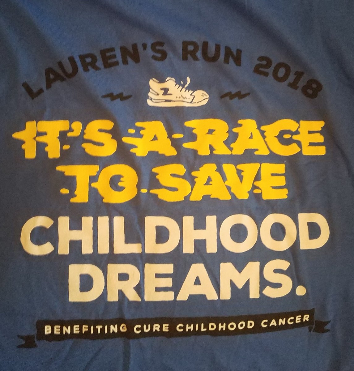 bebelambertDeb's tweet photo. Just got my t-shirt in the mail that I was a #phantomrunner in a couple of weeks ago. @godsgapeach @CUREchildcancer . Love it!! https://t.co/olocfPmGLG