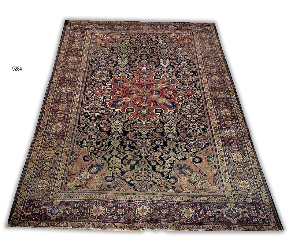 urijacobi's tweet photo. Antique Ferahan rug circa 1890 https://t.co/WHbKZbJiqj