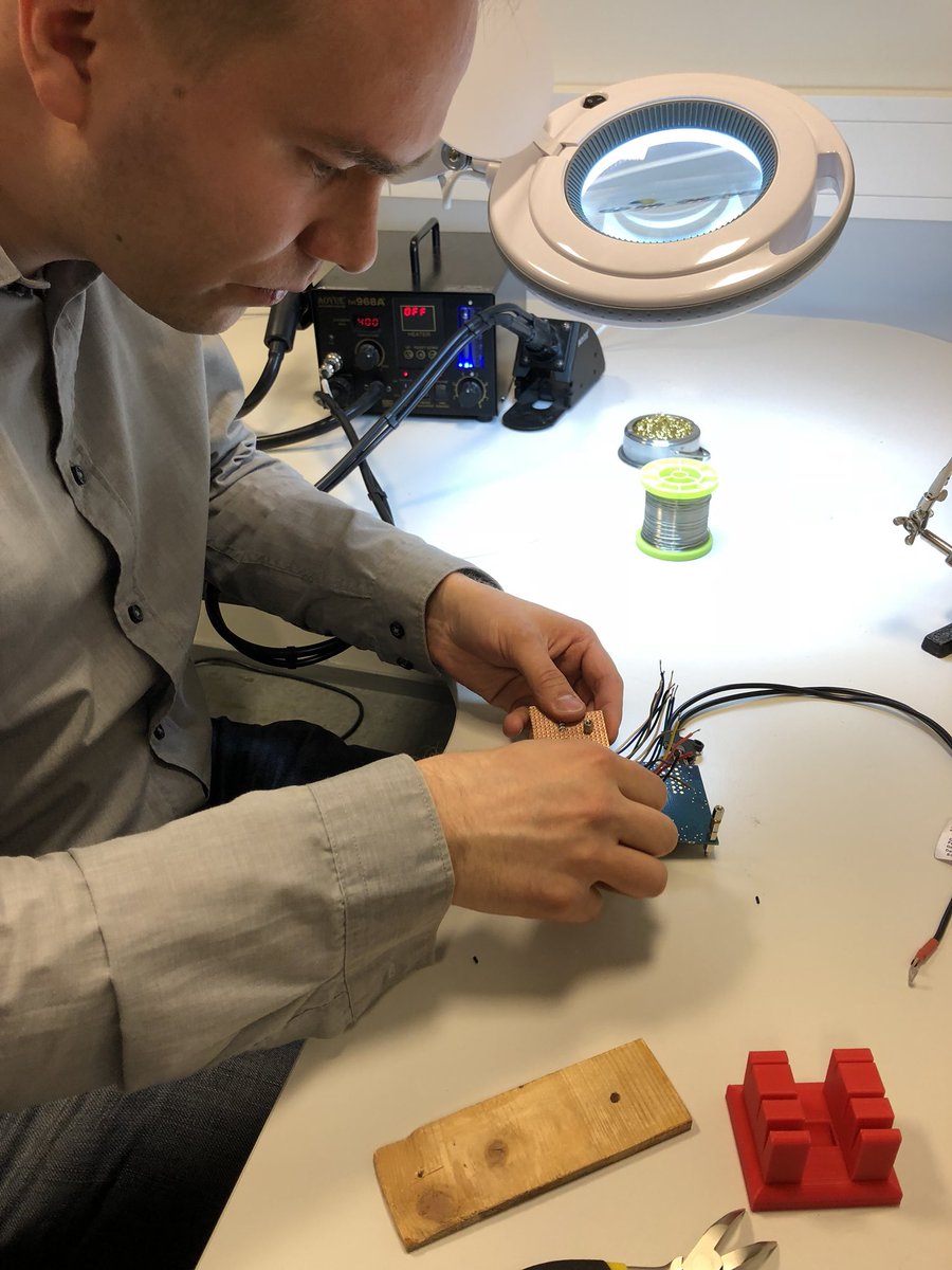 _KimWesterlund's tweet photo. 8:30pm and @NixuTigerTeam is preparing for some mysterious #hwhacking tomorrow. #iotsecurity #justintimesoldering https://t.co/av50eL80gW