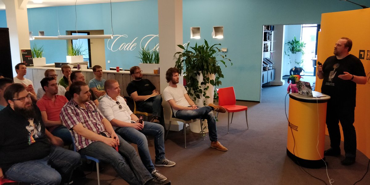 PHPAmersfoort's tweet photo. And we've started with @skoop with his talk titled "Don't stop learning"! #php033 https://t.co/4130PkfbsT