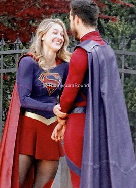 lildreamer86's tweet photo. Theyโre so freaking cute! I love them so much!๐ญ #RelationshipGoals #Supergirl #MonEl #Karamel #SuperValor #MelissaBenoist #ChrisWood #otpstatus
๐ธ via @ThemysciraBound https://t.co/UXNXHirSdK