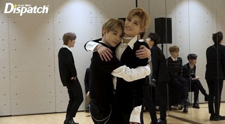 jong_19mo's tweet photo. @_jxnj กอดๆนะคนร่าน https://t.co/Jfrs36a0J5