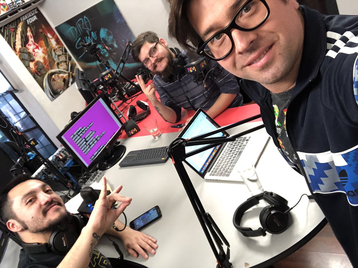 vitomartinez's tweet photo. Hoy hablamos de #sailormoon #labo #consolavirtual #asociaciondelrifle los invito a #ñoñear una hora en @NiuRadio con @ImTheWrightOne y @RakunMatteucci opine con #muyequivocado https://t.co/ItgMwjN21H