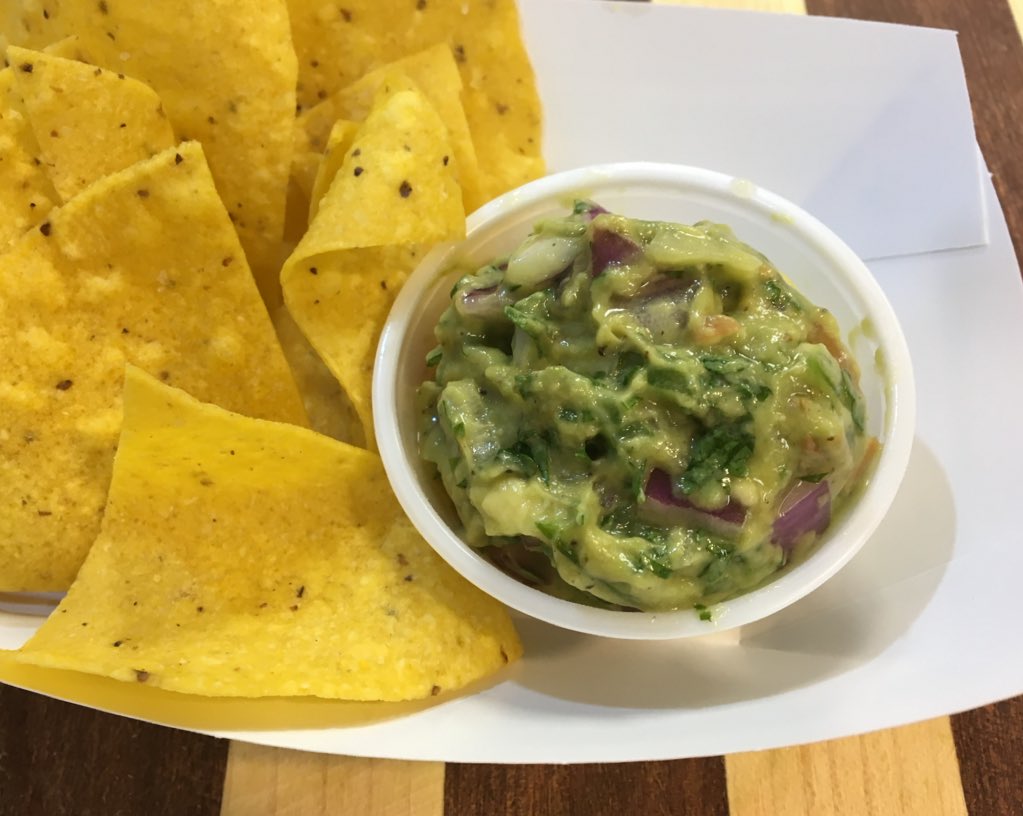 We’ve been making Guacamole @FlikISDining @NrflkCollegiate #teachingkitchen and it’s been a blast!