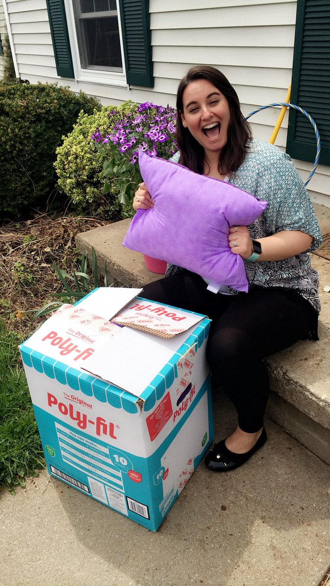 kmbforanswers's tweet image. Emily is headed to Corning, NY with a batch of Pillows! Sending a little bit of love to individuals in ED recovery #PillowProject