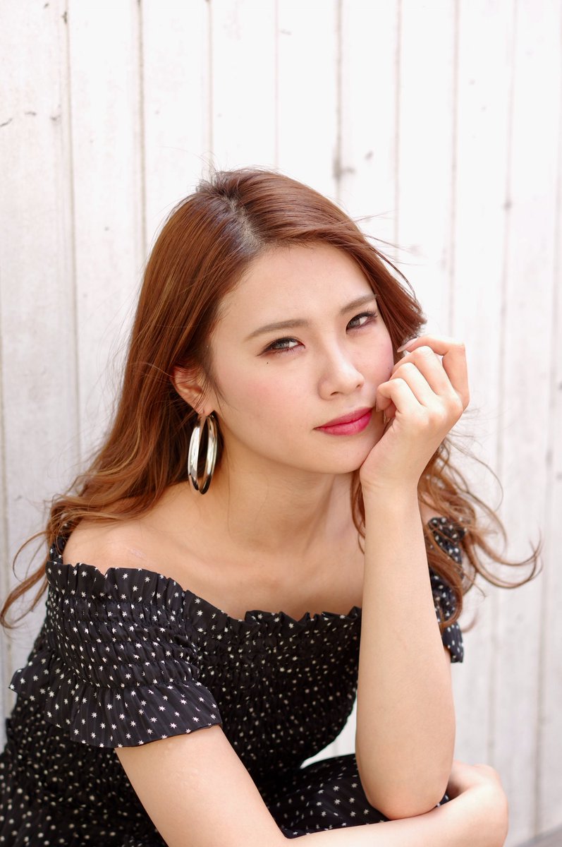 K00 18 05 06 スムース東京撮影会 野田桃加さん きれいなおねえさんは 好きですか っていう昔のcmを思い出した 事務所掲載許可済 Momochaabin スムース撮影会 Breeze 野田桃加 綺麗なお姉さん T Co Tsqwqnl4lr