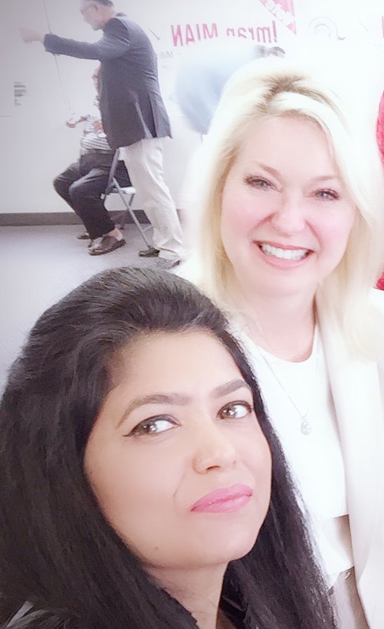snajmi23's tweet photo. Meet ang Greet on opening of Imran Mian Campaign Office #ImranNow. With our favorite MPP @iamIqraKhalid @IqraKhalidMP and beautiful Mayor @BonnieCrombie and next MPP @imranmian https://t.co/mG52Cw6p81