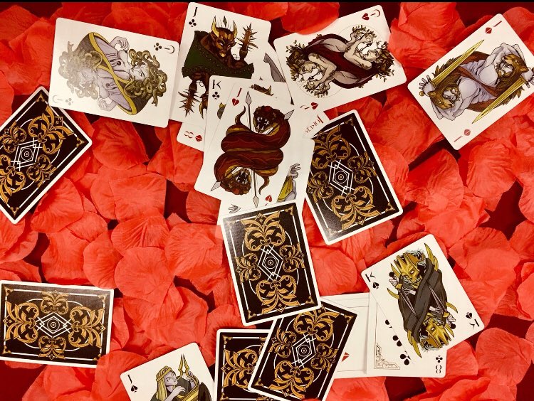 ParamaCards's tweet photo. Are you ready? #americanplayingcards #americamagic #cardmagician #cardmagic #card #cards #playingcard #playingcards #kickstarter #magic #magia #magician #paramaplayingcards #cardcollection #lecardcollector #cardporn #cardistry #pokercards #japanplayingcard #playingcardart https://t.co/BCLUnYm49g