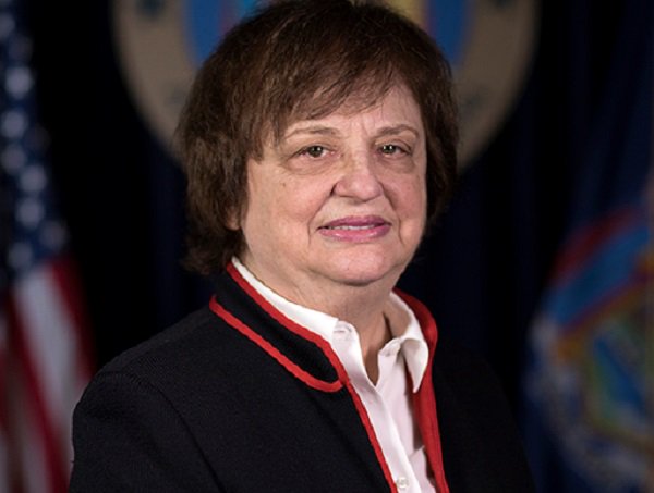 ViewsHeadlines's tweet photo. Barbara Underwood, acting NY Attorney General – Photos other facts
https://t.co/2Ou2CV1R9R https://t.co/lMbFjeK5q4