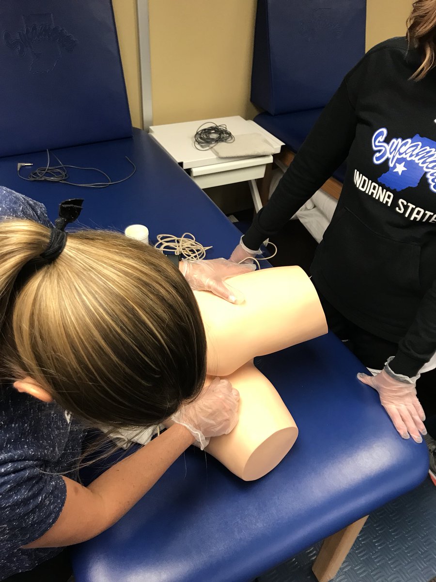 isuathltraining's tweet photo. .@zachwinkelmann reviewing rectal thermometery #practicemakesperfect #LastLab #ISUDAT #DATWeekend @NICER_Lab @whit_graves @ryan_rompola @GamesKenneth @CamPowden @IndStateCHHS @IndStateOnline @NICER_Lab https://t.co/pn5SYmt5Qb