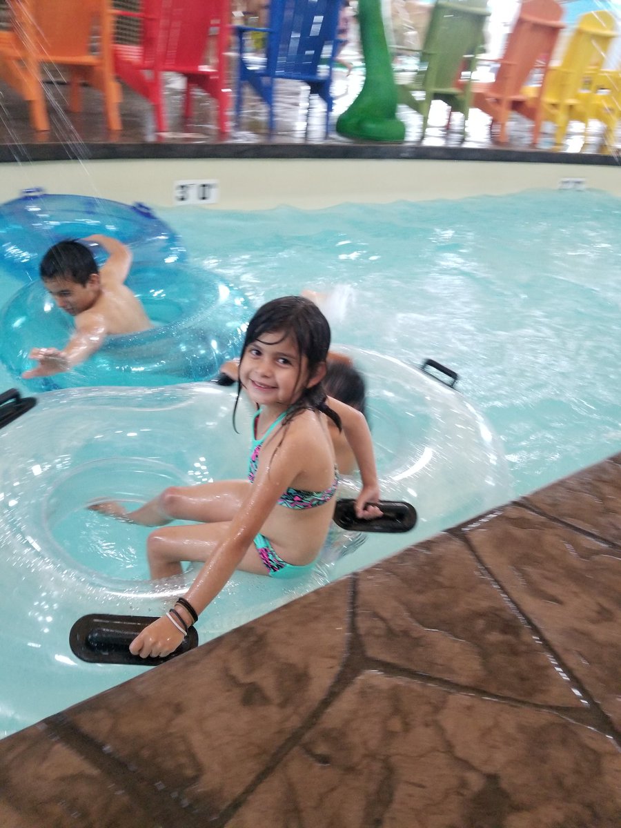 MrsBaileyDES's tweet photo. Having a blast at the water park today.  Thanks to @DESSpartans PTO for the reward trip! https://t.co/70QNNXChXb