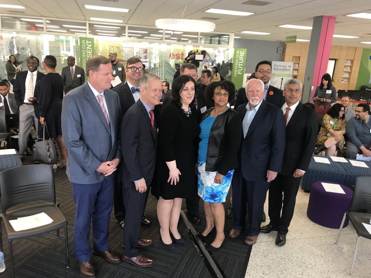 EquusWFS's tweet photo. Today, we joined our @ChiCookWORKS partners in celebrating the opening of the new Northside American Job Center at @TrumanCollege https://t.co/E6HoUhA1Rq