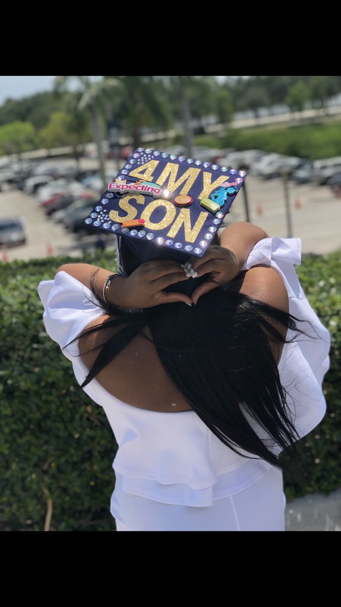 _Janecaaa's tweet photo. Graduated a whole semester early just for you, Every little thing I do will be for you I want you to know how I hard i worked and the best is yet to come ❗️#4MYSON💙 https://t.co/X9uQdZ3rrb