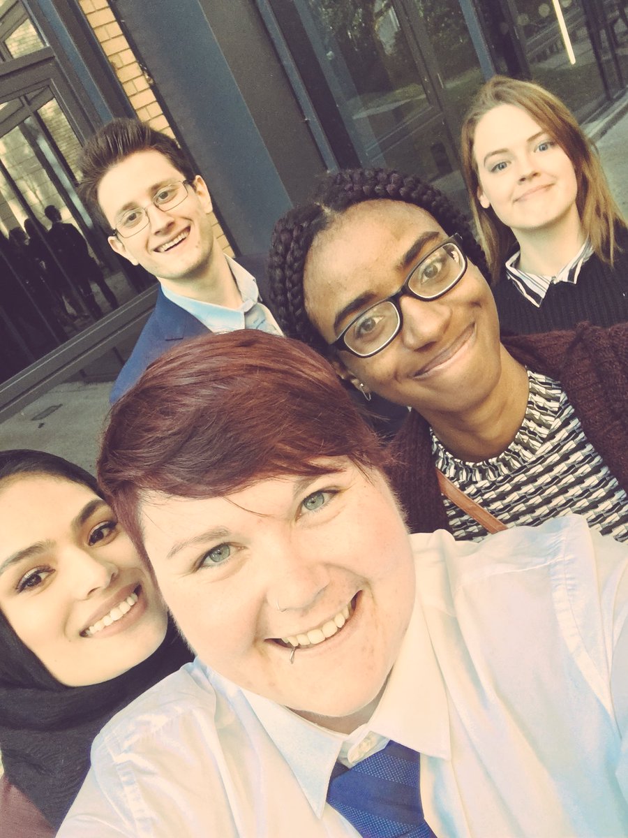BIOSIreps's tweet photo. Amazing to see so many of our BIOSI reps at the #CardiffAwardCelebration18 ❤️ https://t.co/9BWLhPLuHs
