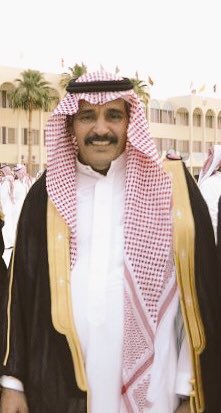 fahad822811's tweet photo. #شخصيات_بني_سالم_ومسروح.        الشيخ ضيف الله بن نايف بن ناهس بن فاجر الذويبي  برتبة لواء بالحرس الوطني قائد كتيبه ( متقاعد ) والدة الشيخ نايف  بن ناهس  بن فاجر الذويبي  كان أمير الفوج السادس بالمدينه
اخوان ضيف الله  بن نايف (ذعار- فيصل- نواف -محمد- خالد تركي- ناهس ) https://t.co/C0a3TBbRCa
