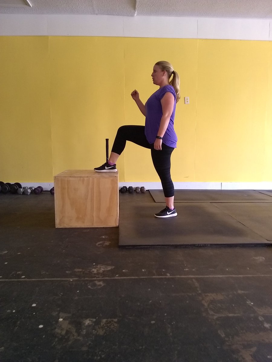 dfit1's tweet image. It's #workout time on St Andrews Blvd at #DFit1 #fitness #WestAshley #CHS @WomensHealthMag @FemaleHeaIth #JumpBox #CHSMiami #PersonalTrainer #Martes #TuesdayThoughts #Beachbody #TeamFit1Challenge